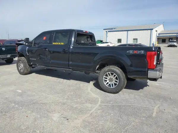1FT7W2BT5HEF36425 2017 FORD F250 - Image 2