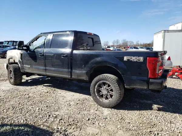 1FT7W2BT5JEB09638 2018 FORD F250 - Image 2