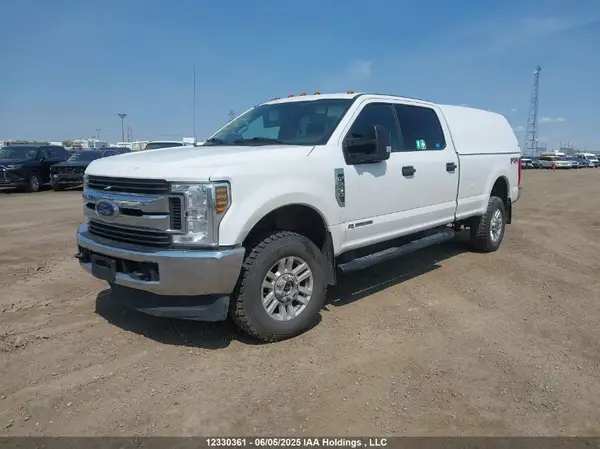 1FT7W2BT5JEB93394 2018 FORD F250 - Image 2