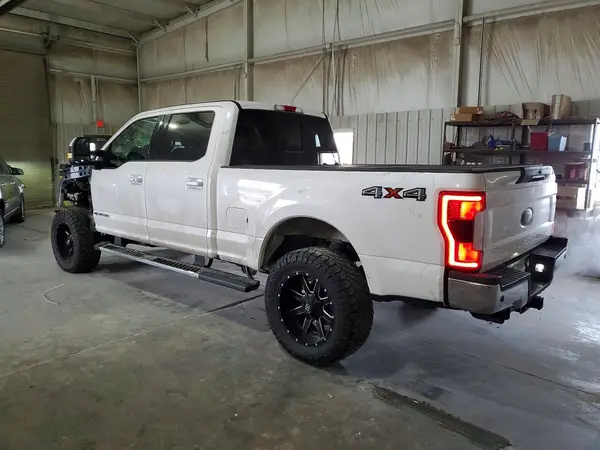 1FT7W2BT5JEC07519 2018 FORD F250 - Image 2