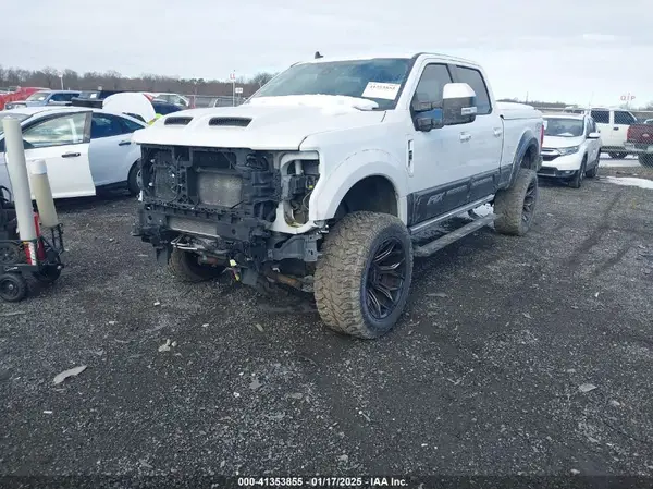 1FT7W2BT5KEC16559 2019 FORD F250 - Image 2