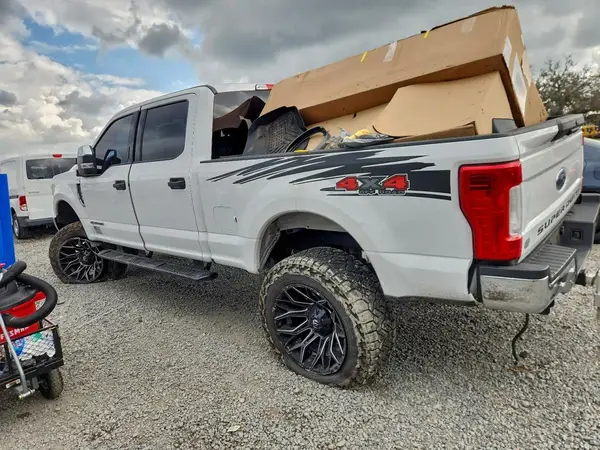 1FT7W2BT5KEE55268 2019 FORD F250 - Image 2