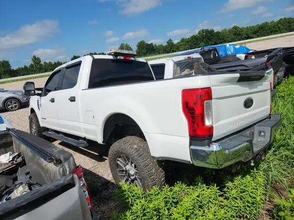 1FT7W2BT5KEF16442 2019 FORD F250 - Image 2