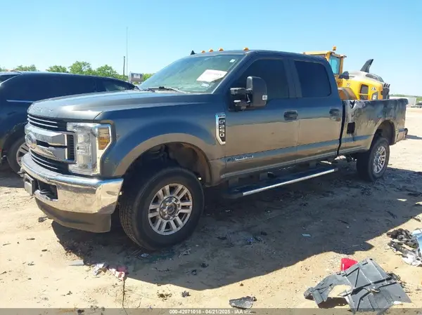 1FT7W2BT5KEF39476 2019 FORD F250 - Image 2