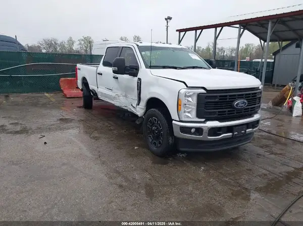 1FT7W2BT5PEC30369 2023 FORD F250 - Image 1