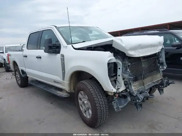 1FT7W2BT5REC68882 2024 FORD F250 - Image 1