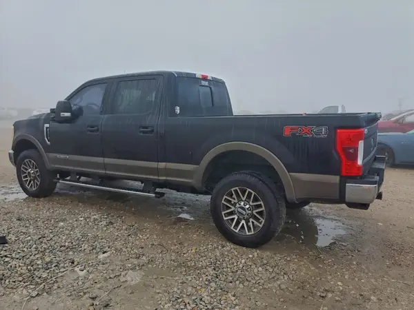 1FT7W2BT6HEB40584 2017 FORD F250 - Image 2