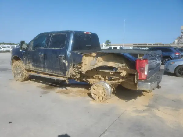 1FT7W2BT6HEC25411 2017 FORD F250 - Image 2