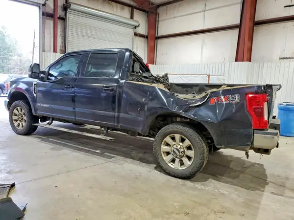 1FT7W2BT6HEC68856 2017 FORD F250 - Image 2