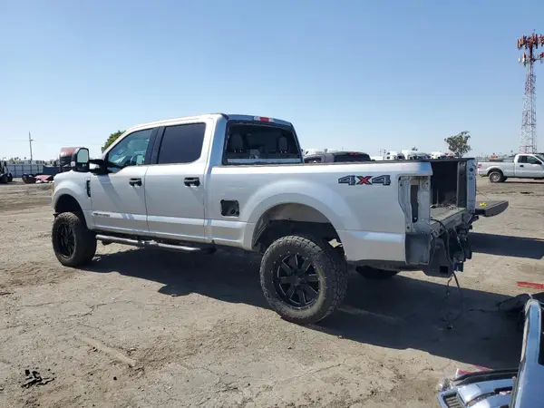 1FT7W2BT6HED68861 2017 FORD F250 - Image 2