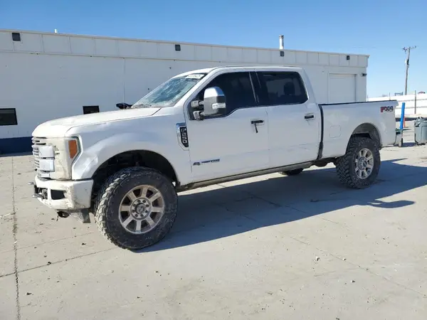 1FT7W2BT6HED83358 2017 FORD F250 - Image 1