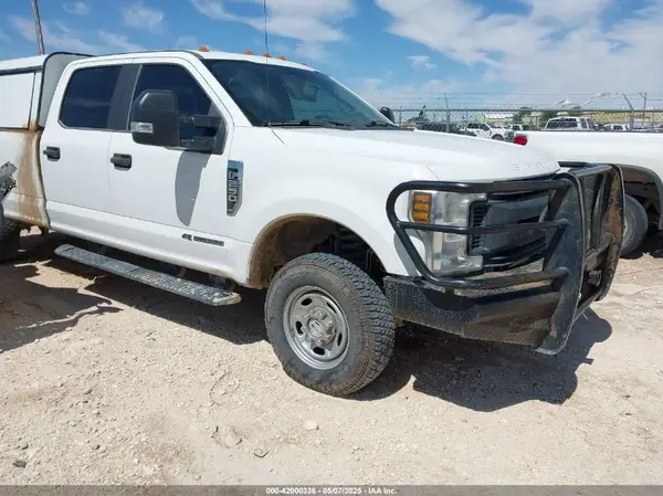 1FT7W2BT6JEB42177 2018 FORD F250 - Image 1