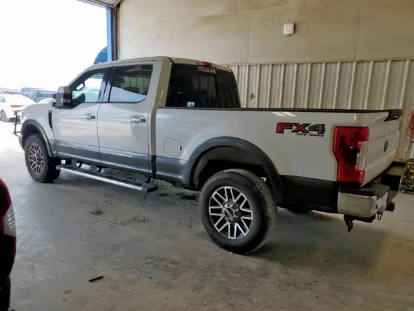1FT7W2BT6JEB81660 2018 FORD F250 - Image 2