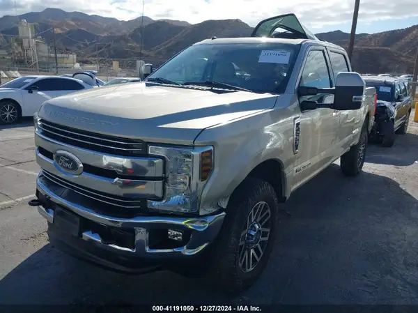 1FT7W2BT6JEB82713 2018 FORD F250 - Image 2