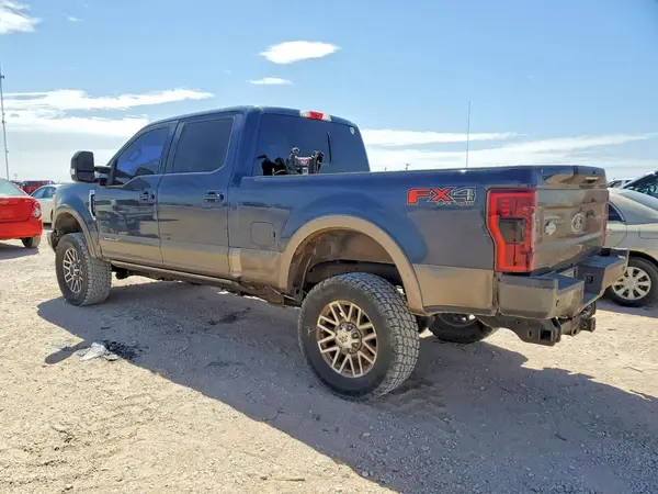 1FT7W2BT6JEB89015 2018 FORD F250 - Image 2