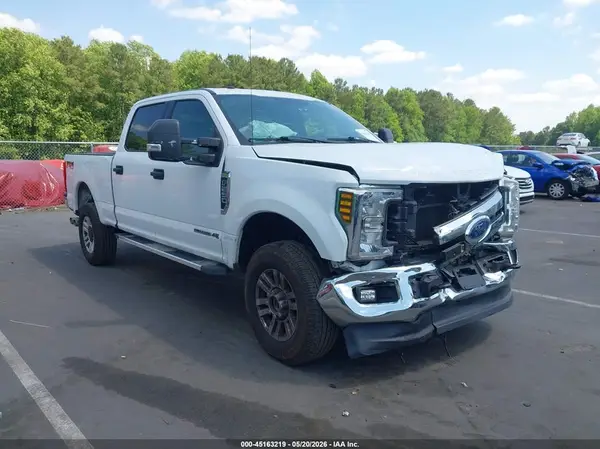 1FT7W2BT6JEC13281 2018 FORD F250 - Image 1