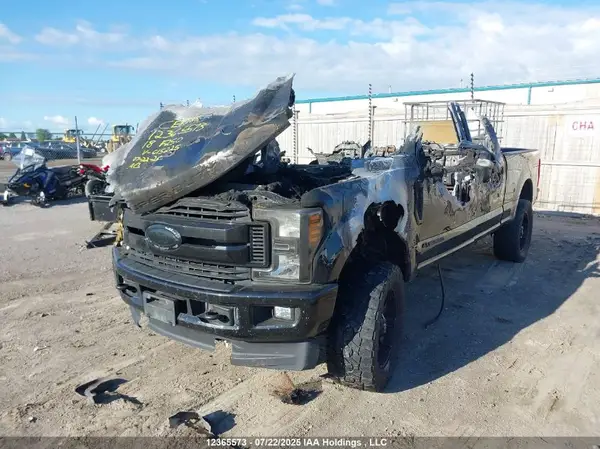 1FT7W2BT6JEC15225 2018 FORD F250 - Image 2