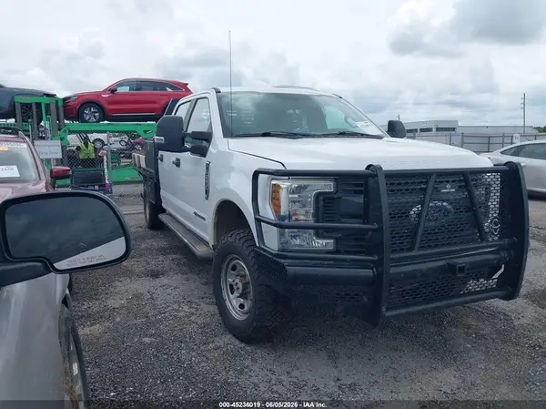 1FT7W2BT6JEC21073 2018 FORD F250 - Image 1