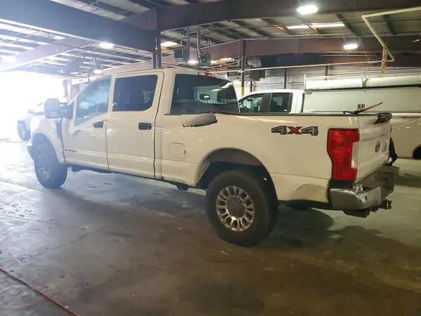 1FT7W2BT6JEC47480 2018 FORD F250 - Image 2