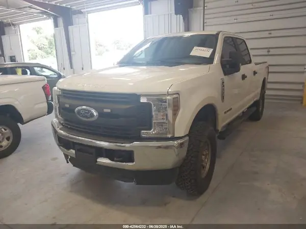 1FT7W2BT6KEC61302 2019 FORD F250 - Image 2