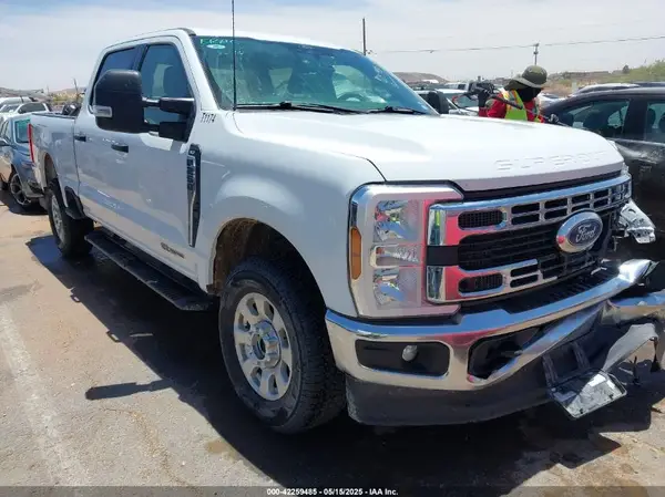 1FT7W2BT6REC66770 2024 FORD F250 - Image 1