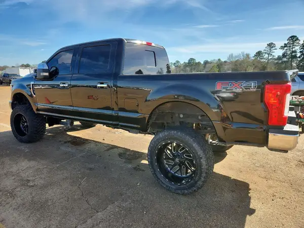 1FT7W2BT7HEB34311 2017 FORD F250 - Image 2