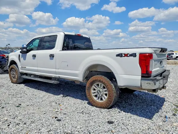 1FT7W2BT7HEC46123 2017 FORD F250 - Image 2