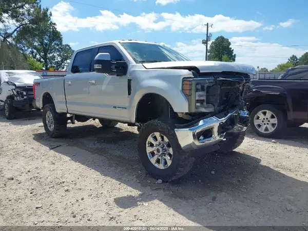 1FT7W2BT7HED23461 2017 FORD F250 - Image 1