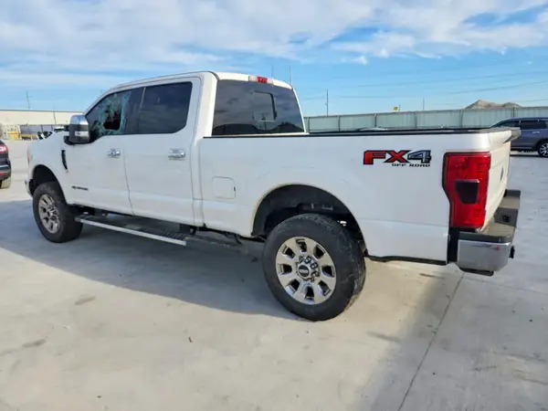 1FT7W2BT7HED66343 2017 FORD F250 - Image 2