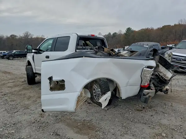 1FT7W2BT7JEB38154 2018 FORD F250 - Image 2