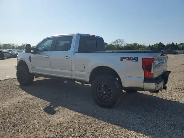 1FT7W2BT7JEB49932 2018 FORD F250 - Image 2