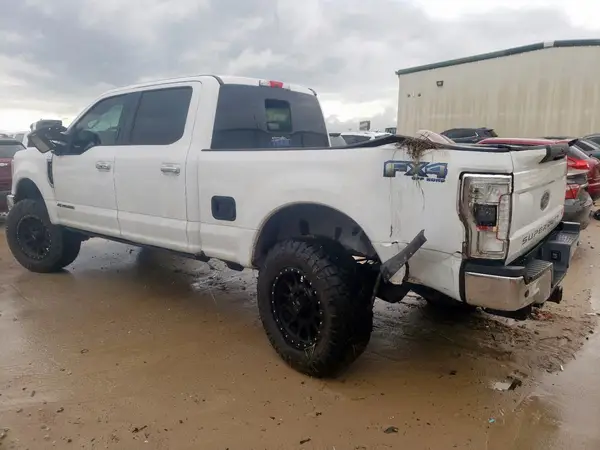 1FT7W2BT7JEB81117 2018 FORD F250 - Image 2