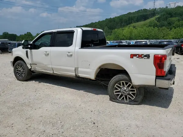1FT7W2BT7JEB87984 2018 FORD F250 - Image 2