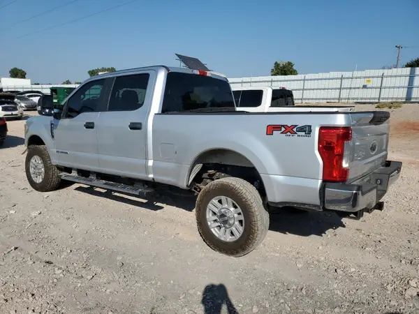 1FT7W2BT7JEB88553 2018 FORD F250 - Image 2