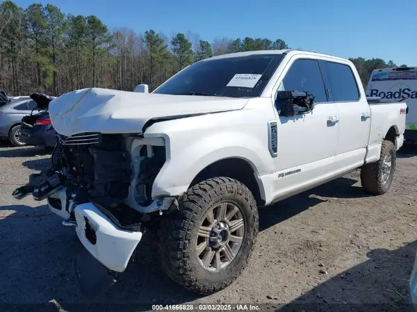 1FT7W2BT7JEC16819 2018 FORD F250 - Image 2