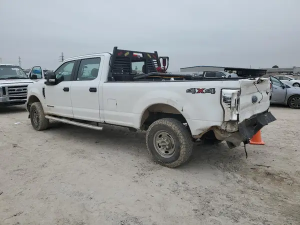 1FT7W2BT7JEC39355 2018 FORD F250 - Image 2