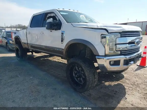 1FT7W2BT7JEC74137 2018 FORD F250 - Image 1