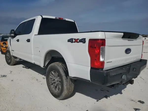 1FT7W2BT7KEF52178 2019 FORD F250 - Image 2