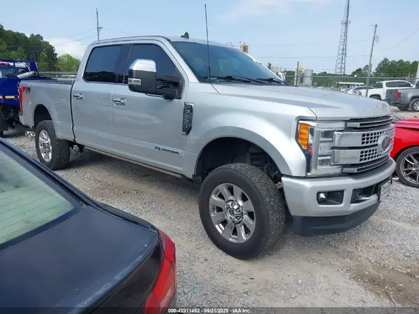 1FT7W2BT7KEG65807 2019 FORD F250 - Image 1