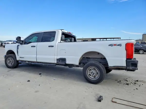 1FT7W2BT7REE06048 2024 FORD F250 - Image 2
