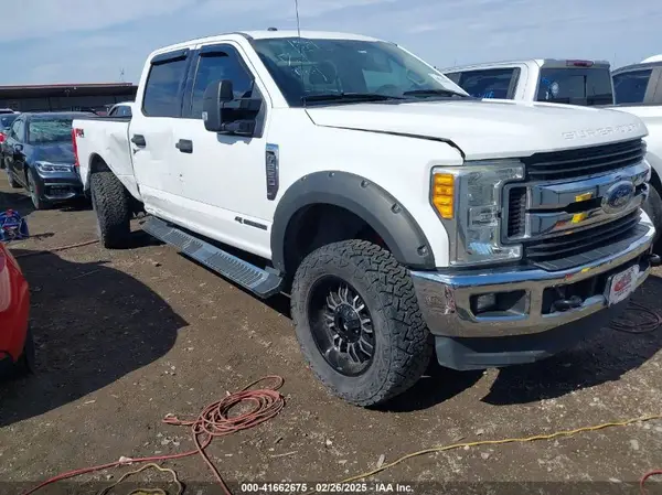 1FT7W2BT8HEB28551 2017 FORD F250 - Image 1