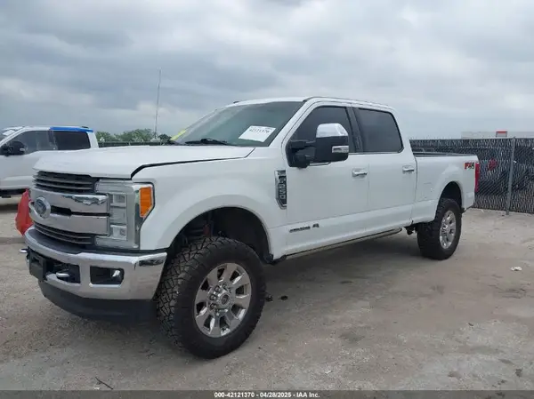 1FT7W2BT8HEB84232 2017 FORD F250 - Image 2