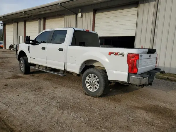 1FT7W2BT8HEC18668 2017 FORD F250 - Image 2