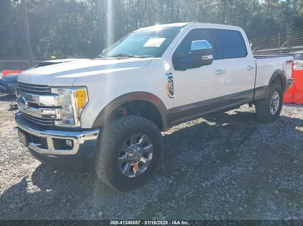 1FT7W2BT8HEC28519 2017 FORD F250 - Image 2