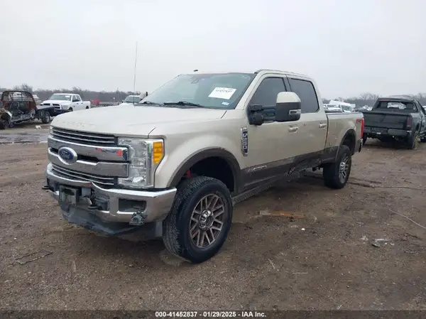 1FT7W2BT8HEC42548 2017 FORD F250 - Image 2