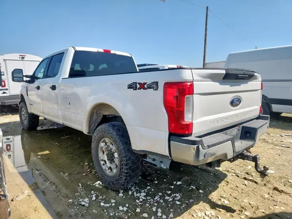 1FT7W2BT8HED31214 2017 FORD F250 - Image 2