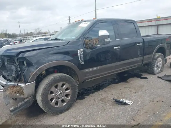 1FT7W2BT8HEE13279 2017 FORD F250 - Image 2