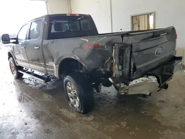 1FT7W2BT8HEF06447 2017 FORD F250 - Image 2
