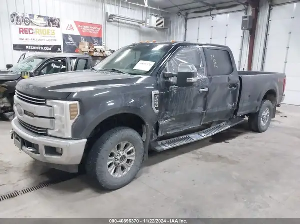 1FT7W2BT8JEB29639 2018 FORD F250 - Image 2