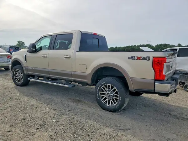 1FT7W2BT8JEB47185 2018 FORD F250 - Image 2